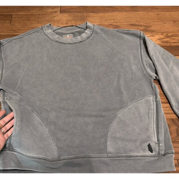 Free People Movement Distressed Sweatshirt M Beachy Worn Raw Edge Oversized Top - Picture 2 of 6